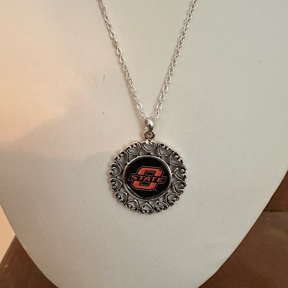 Women’s Officially Licensed OSU Necklace in Fashion Silver 18”